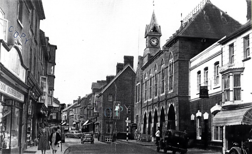 Pendre looking South